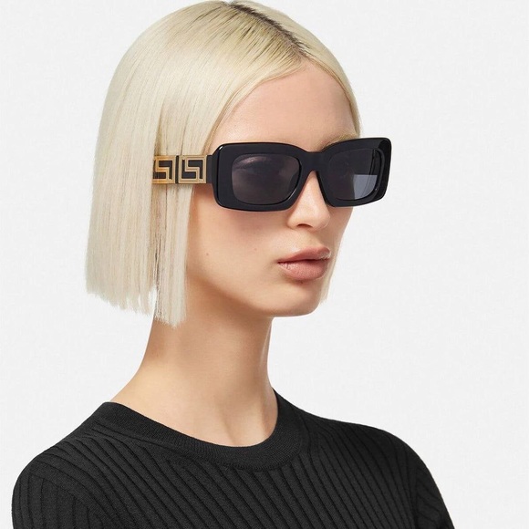 NEW VERSACE BLACK SUNGLASSES - Picture 1 of 5